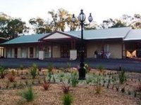 Sanctuary House Resort Motel