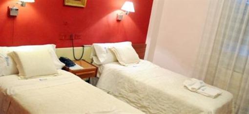 фото отеля Hotel Sussex Cordoba