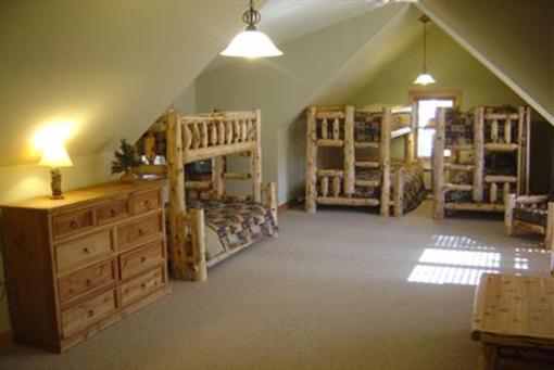 фото отеля Fawn Ridge Lodge