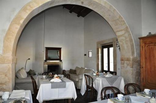 фото отеля Tenuta Cammarana Bed & Breakfast Ragusa