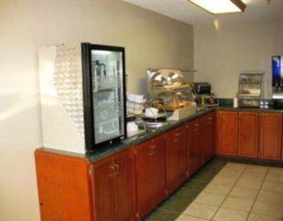 фото отеля Baymont Inn & Suites Sandersville