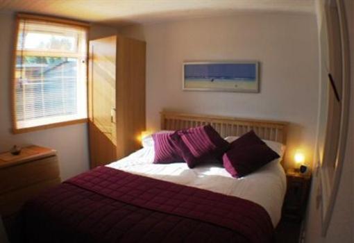 фото отеля Croftside Cottage Bed & Breakfast Chichester