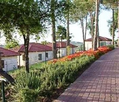 фото отеля Shoresh Holiday Complex