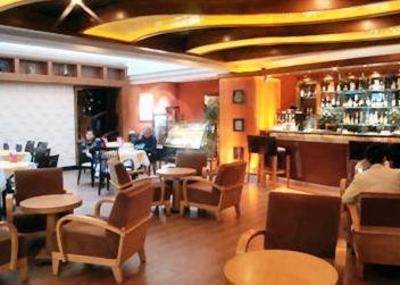 фото отеля Zhanjiang Building Leizhou Hotel