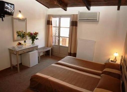 фото отеля Yria Celia Apartments Vasilikos