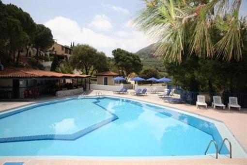 фото отеля Yria Celia Apartments Vasilikos