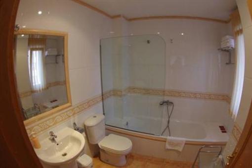 фото отеля Hostal Brios