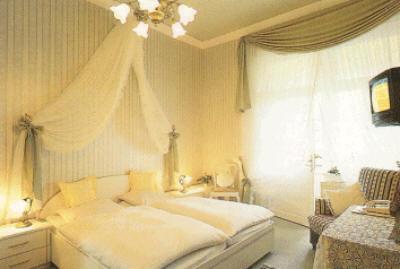 фото отеля Hotel Villa Konigin Luise