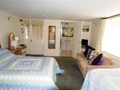 фото отеля Twitchen Farm Bed & Breakfast Challacombe