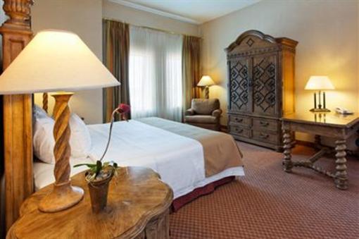 фото отеля Holiday Inn Reynosa Industrial Poniente