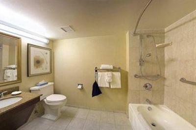 фото отеля Embassy Suites Hotel Cleveland - Shaker Heights / Beachwood