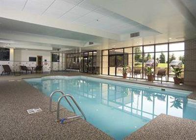 фото отеля Embassy Suites Hotel Cleveland - Shaker Heights / Beachwood