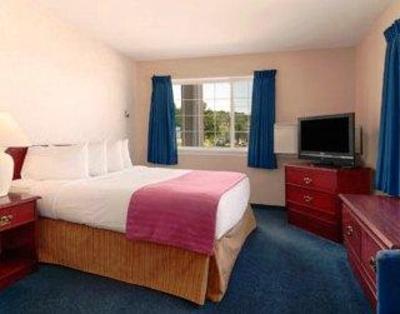 фото отеля Ramada Limited Hotel 100 Mile House