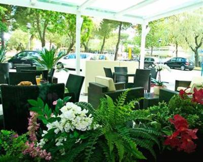 фото отеля Hotel Vernel Rimini