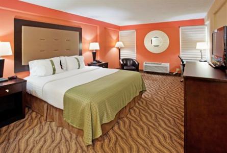 фото отеля Holiday Inn Manhattan at The Campus