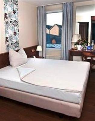 фото отеля Hotel Primula Troisdorf