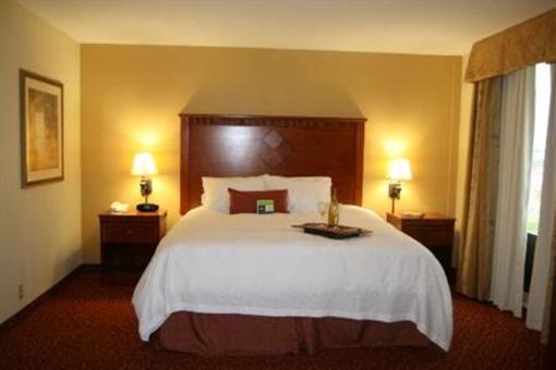 фото отеля Hampton Inn & Suites Jennings