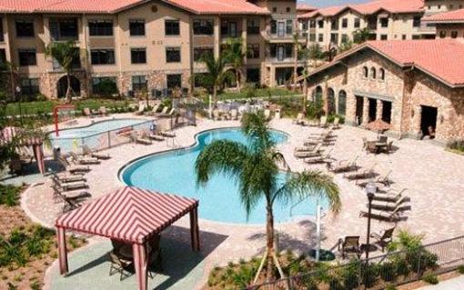 фото отеля Bella Piazza Apartments Davenport