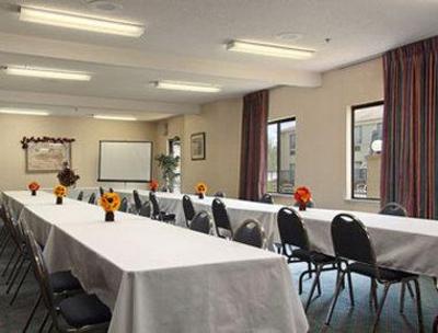 фото отеля Days Inn Yadkinville