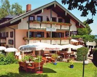 фото отеля Hotel Mowe am Chiemsee