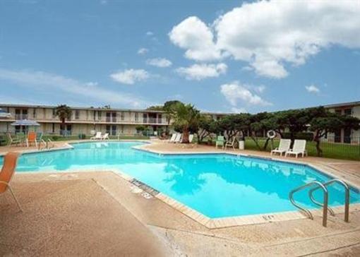 фото отеля Rodeway Inn San Marcos (Texas)