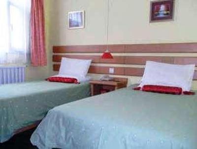фото отеля Home Inn Urumqi Hualing Road