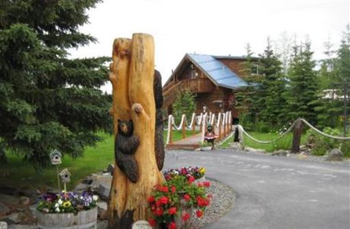 фото отеля Caribou Crossing Cabins