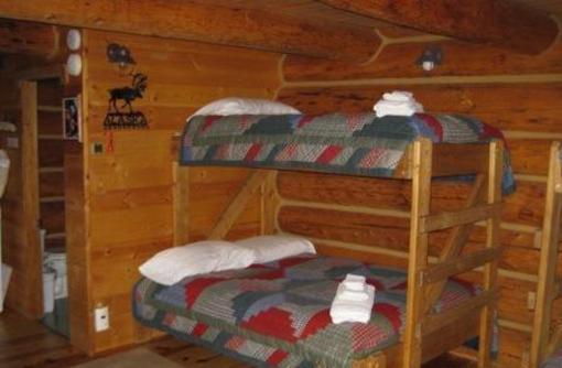 фото отеля Caribou Crossing Cabins