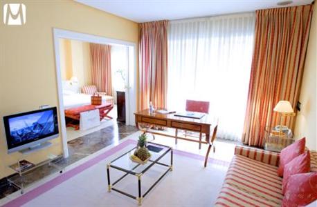 фото отеля Hotel La Moraleja Alcobendas