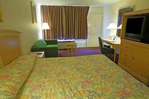 фото отеля Americas Best Value Inn Evergreen