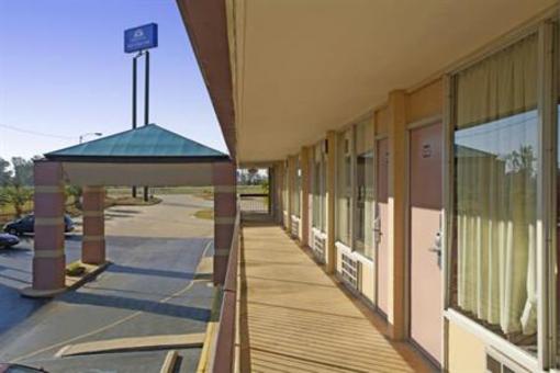 фото отеля Americas Best Value Inn Evergreen