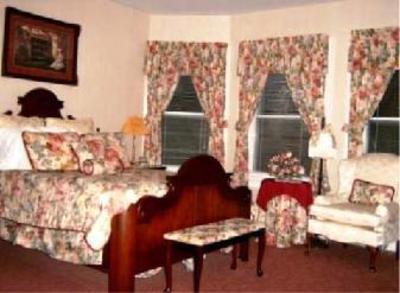 фото отеля Brookview Manor Inn of the Poconos
