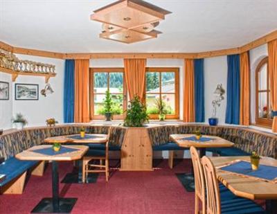 фото отеля Pension Christian Strolz Sankt Anton am Arlberg