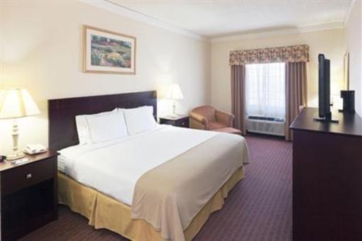 фото отеля Holiday Inn Express Plainview