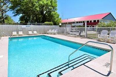 фото отеля Executive Inn Panama City Beach