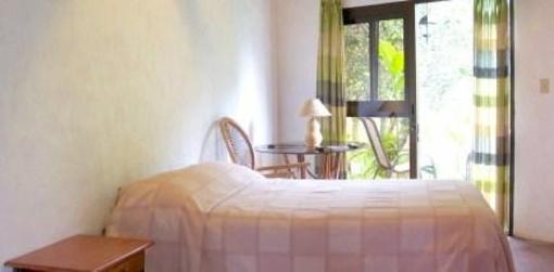 фото отеля Hostal Refugio del Rio