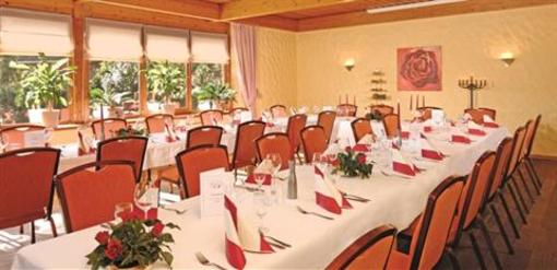 фото отеля Hotel Restaurant Rosengarten