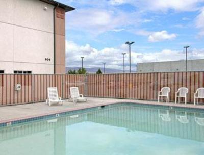 фото отеля The Dalles Super 8 Motel