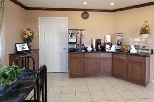 фото отеля Americas Best Value Inn & Suites Prairie View Hempstead
