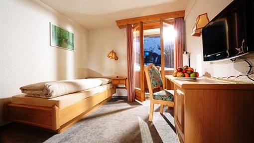 фото отеля Waldesruh Hotel Saas-Fee