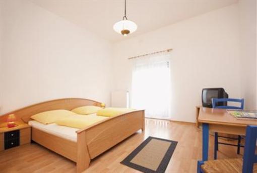 фото отеля Hottentotten Inn Regensburg