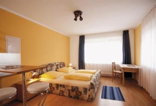 фото отеля Hottentotten Inn Regensburg