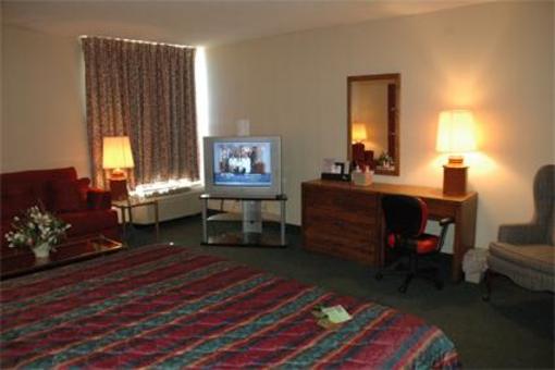 фото отеля Peninsula Bay Inn