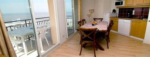 фото отеля Madam Vacances Residence Les Terrasses de la Plage Cayeux-sur-Mer