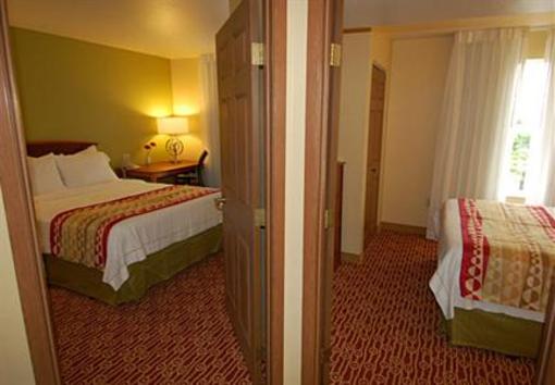 фото отеля TownePlace Suites Dallas Plano