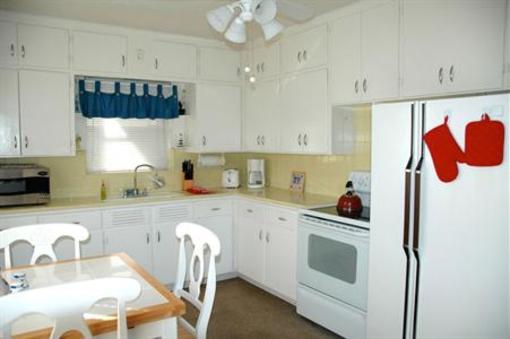 фото отеля Cottages by the Ocean Pompano Beach