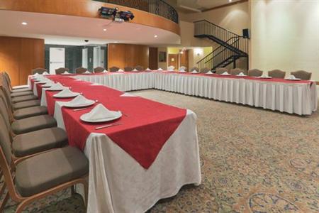 фото отеля Crowne Plaza Hotel Nuevo Laredo