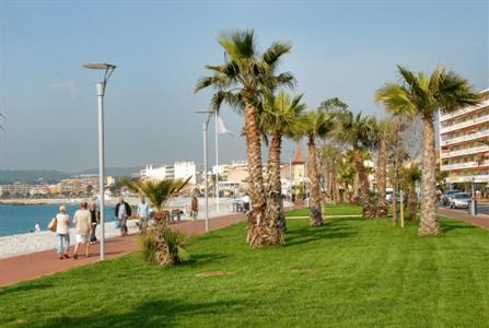 фото отеля Nemea Le Lido Residence Cagnes-sur-Mer