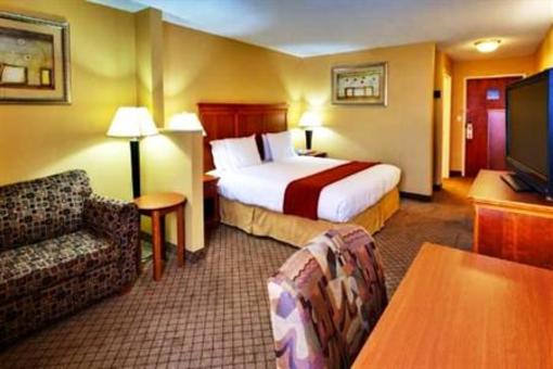 фото отеля Holiday Inn Express Hurricane Mills Waverly