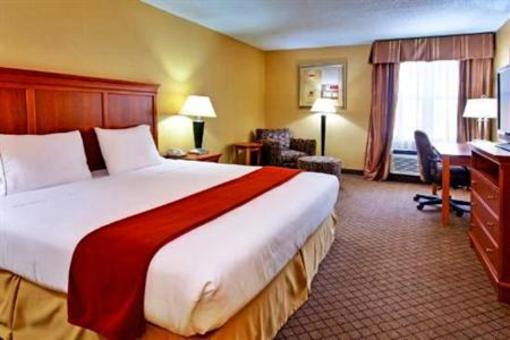 фото отеля Holiday Inn Express Hurricane Mills Waverly